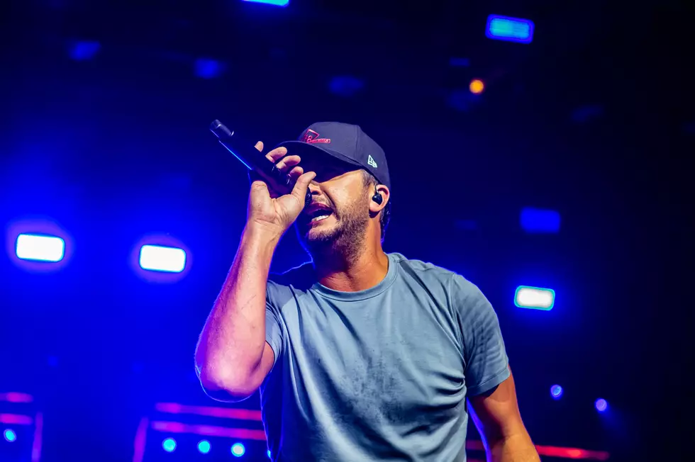 Cat Country Club Presale is Thursday for Luke Bryan on AC Beach