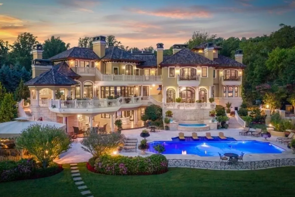 This Stunning $17 Million Rumson, NJ Mansion Has an Underwater World Inside