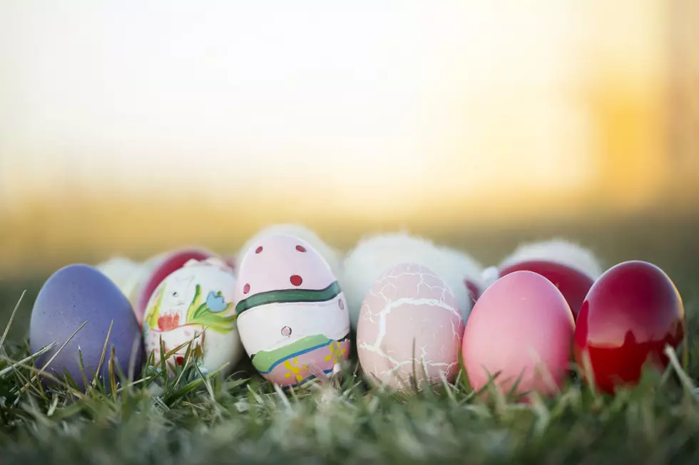 5 Weird Ways to Dye Easter Eggs [VIDEO]