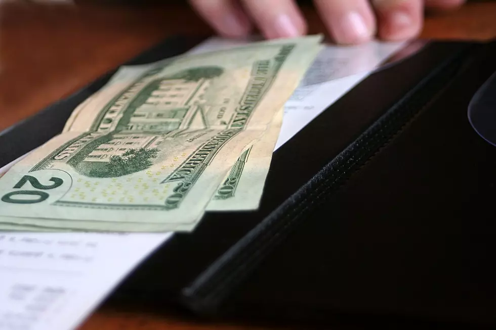 Waitress Receives Huge Tip From South Jersey Police Officer