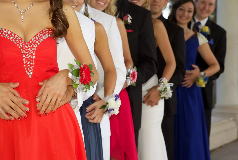 Toms River Bands Together To Give Their Teens A Senior Prom