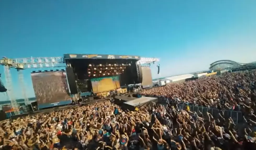 Your Country Band Could Get Hired to Play Barefoot Country Music Fest