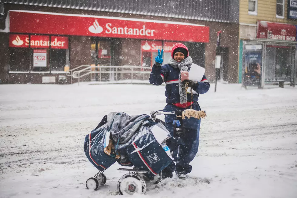 Gifts Mail Carriers CANNOT Accept In NJ This Holiday Season