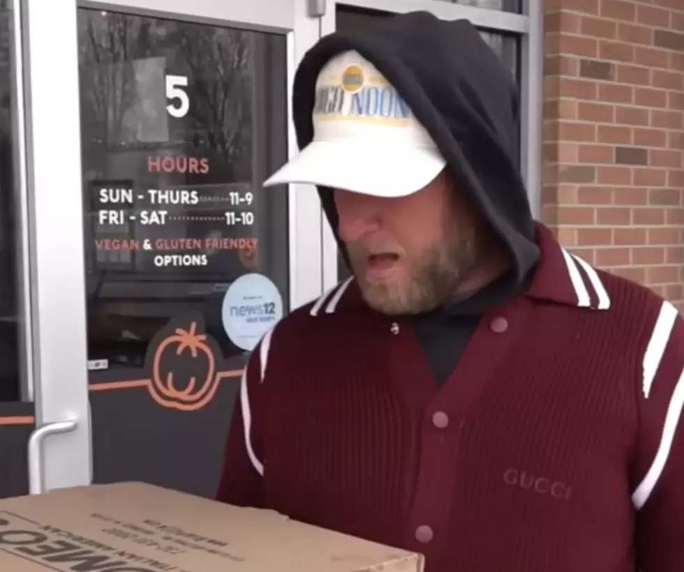 Dave Portnoy Scores New Jersey Nice Guy Pizza Review