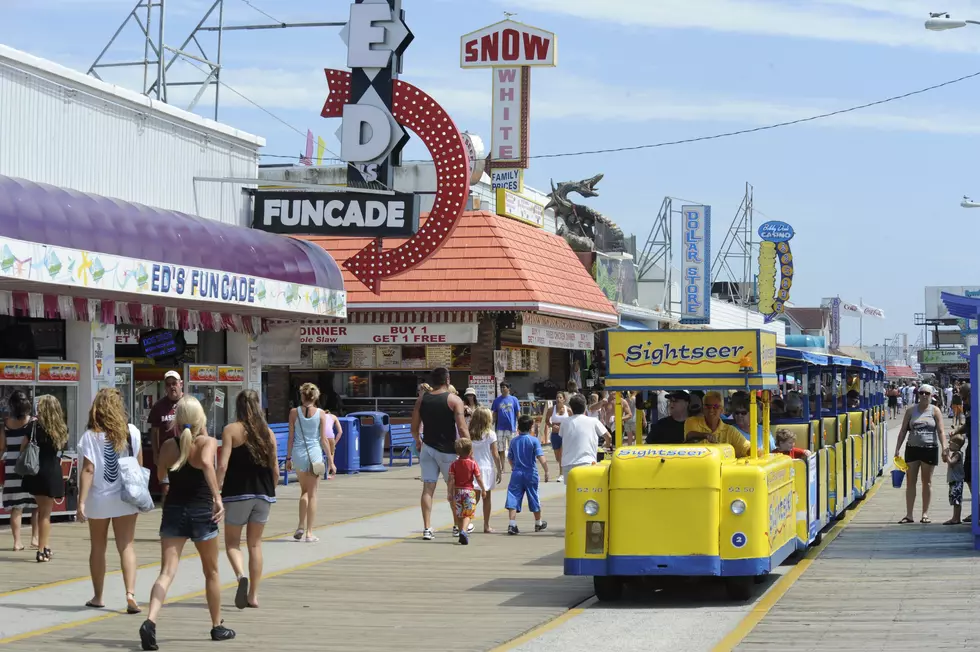 We Ranked the Most Iconic Boardwalk Foods — Do You Agree?