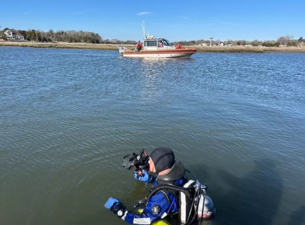 Absecon NJ: Divers Pull Submerged Car From Boat Ramp Area
